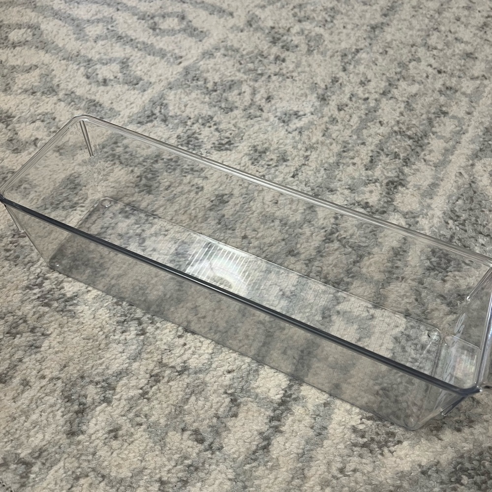 Plastic Container - Picture 2 of 3